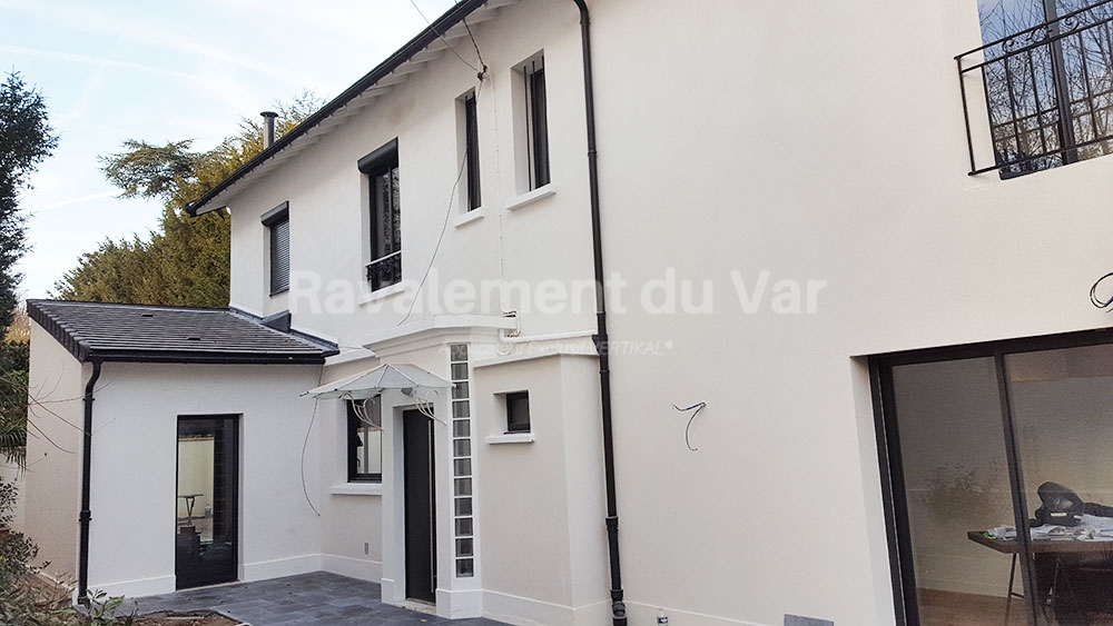 Rénovation façade à Saint-Maximin-la-Sainte-Baume (83470) - Après