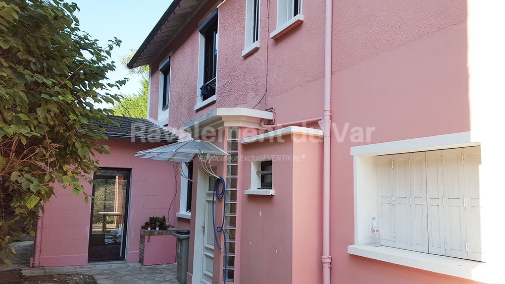 Rénovation façade à Saint-Maximin-la-Sainte-Baume (83470) - Avant