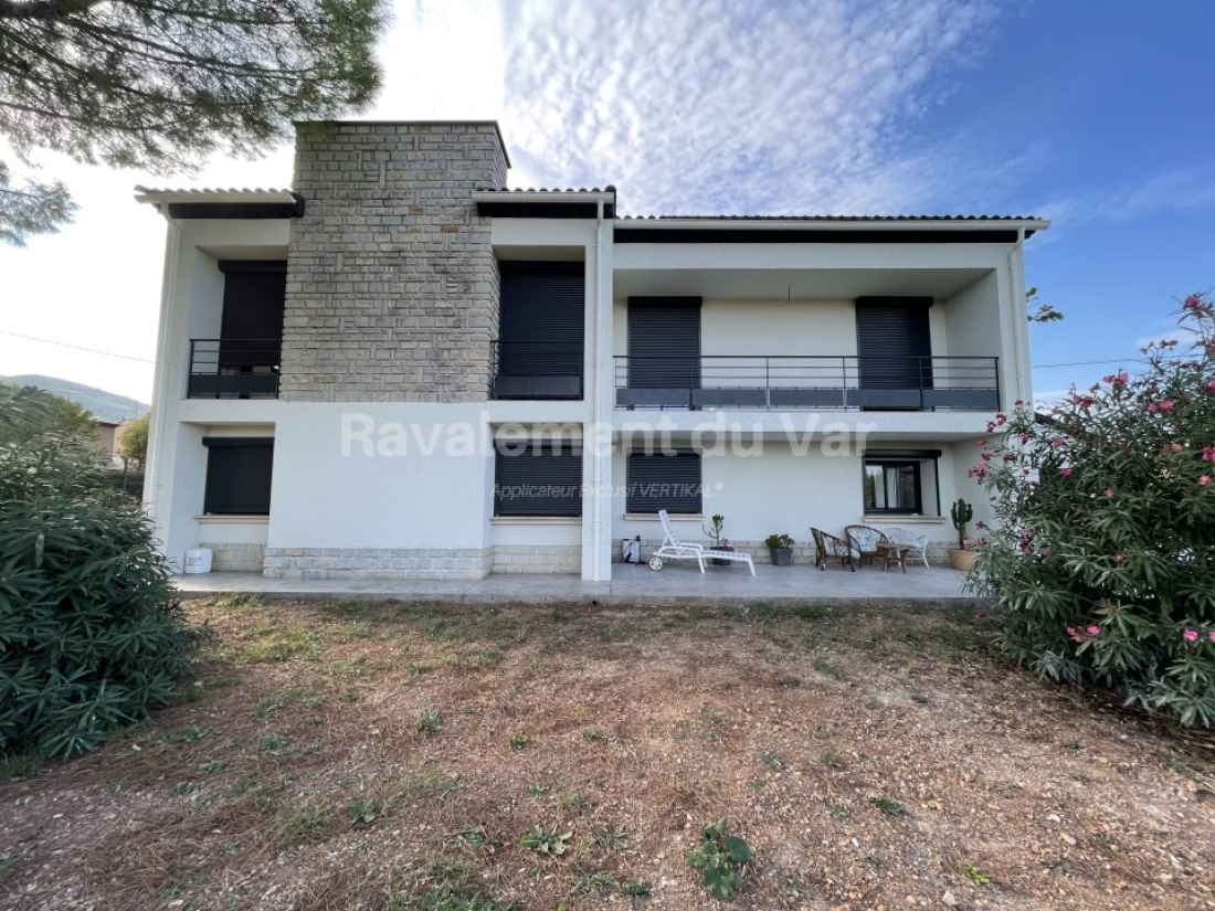 Rénovation de façades d'une maison à Brignoles, 83170, Var