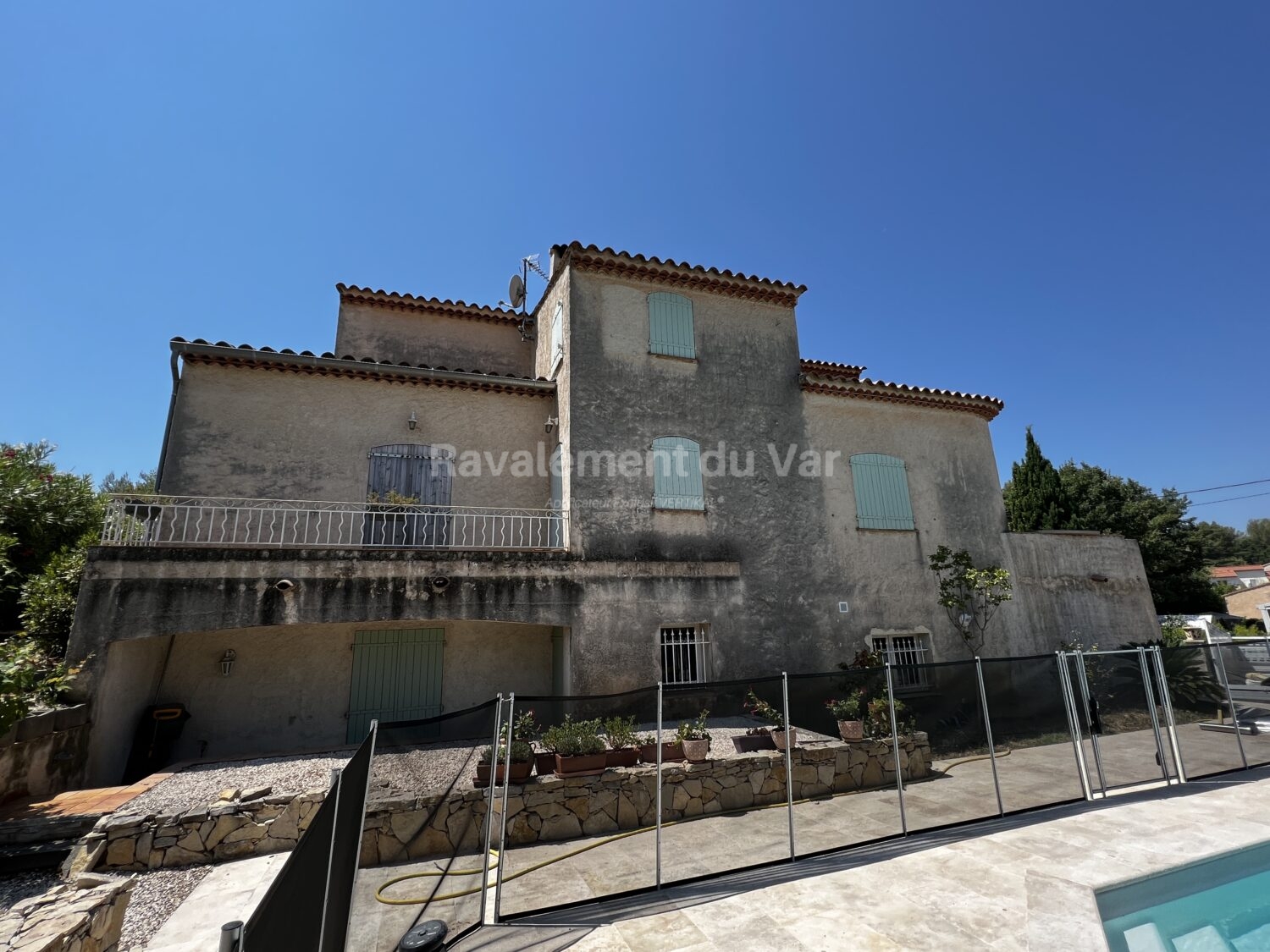 Nettoyage façades d'une maison à Le Luc, 83340, Var